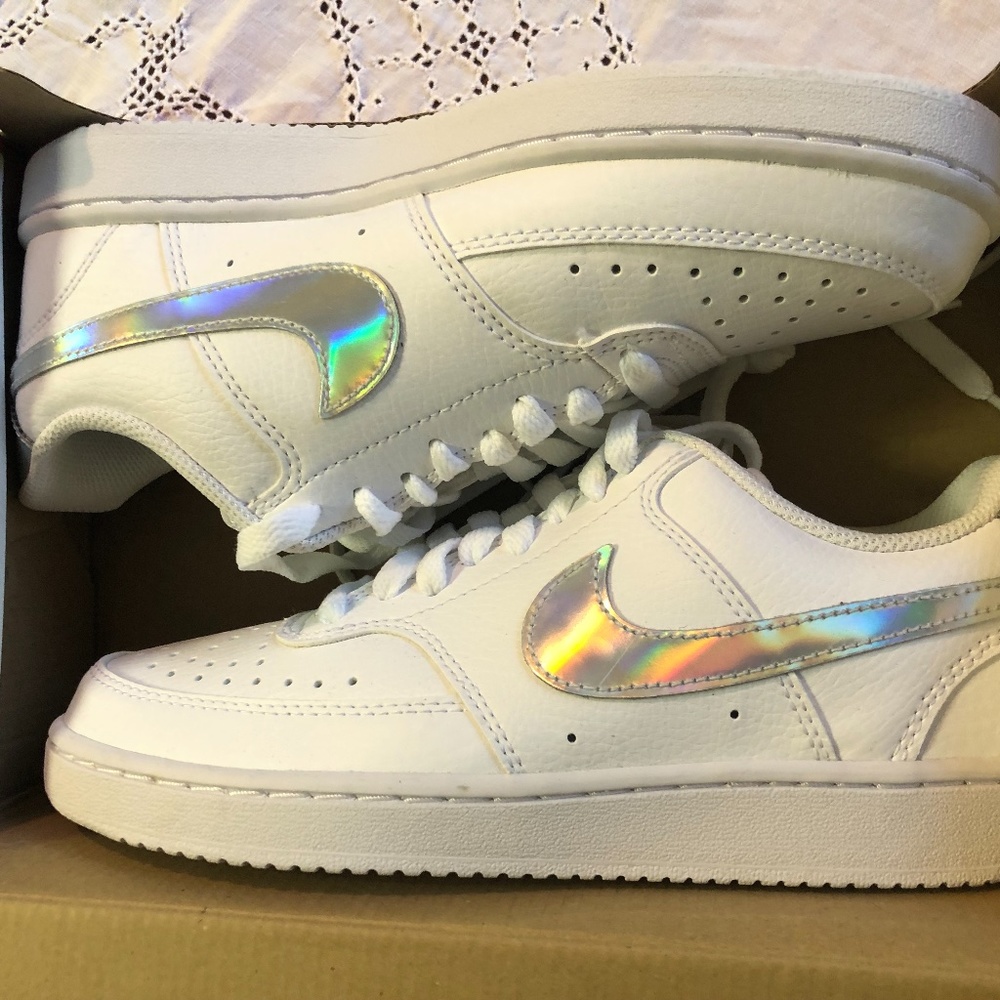 Brand Spanking New Nike kicks